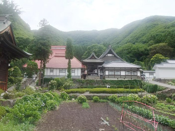 小布施の「岩松院」